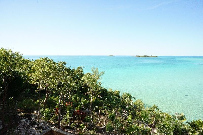 Island Seaside Suites Eleuthera Exterior photo