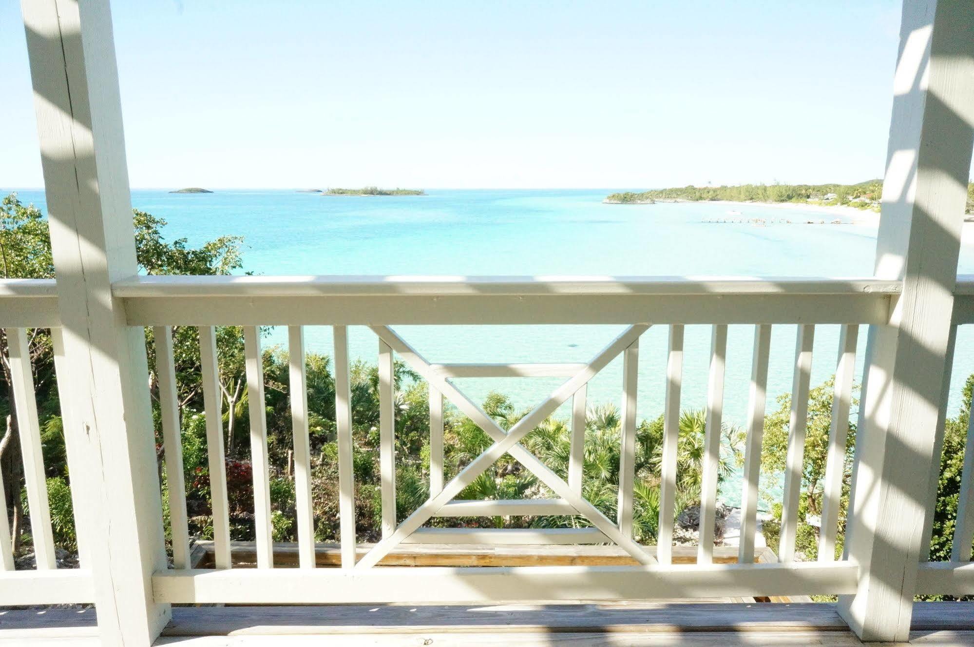 Island Seaside Suites Eleuthera Exterior photo