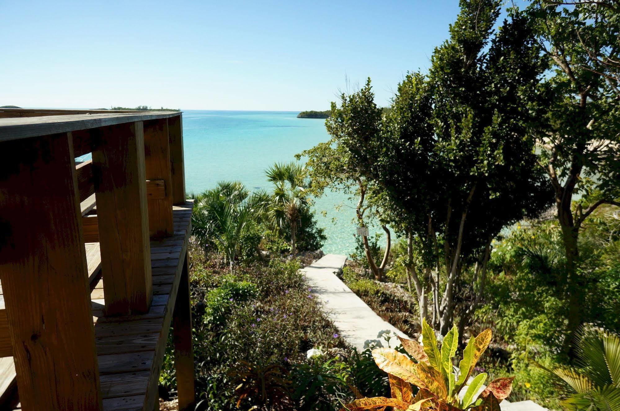 Island Seaside Suites Eleuthera Exterior photo