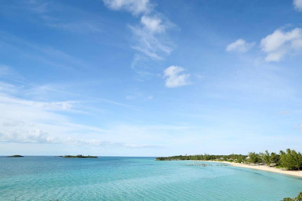 Island Seaside Suites Eleuthera Exterior photo